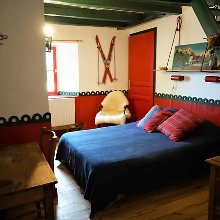 Les Du Logis Du Chatelier Bed & Breakfast Bressuire