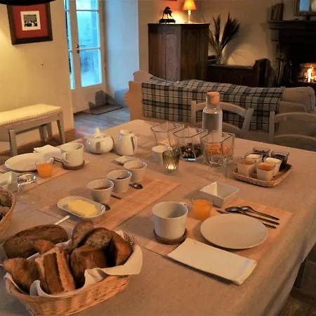 Les Du Logis Du Chatelier Bed & Breakfast 3*