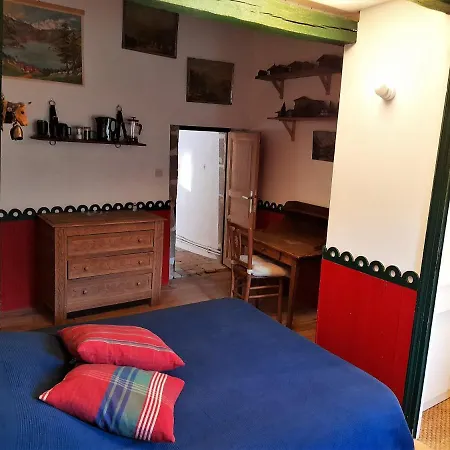 Bed & Breakfast Les Du Logis Du Chatelier Bressuire