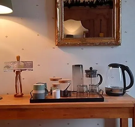 Les Du Logis Du Chatelier