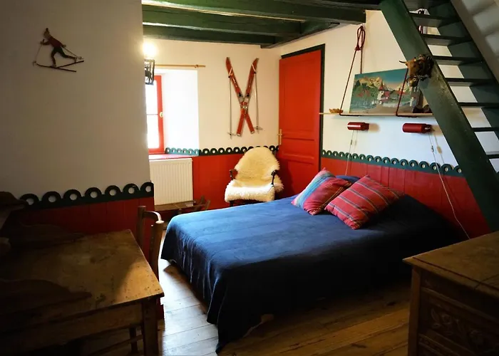 Les Du Logis Du Chatelier Bed and Breakfast Bressuire