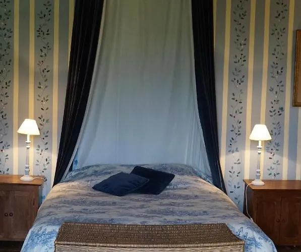 Les Du Logis Du Chatelier 3*