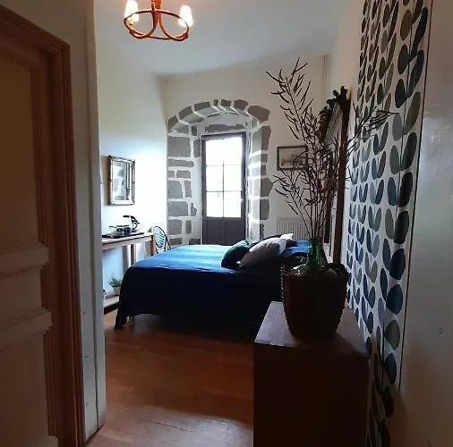 Les Du Logis Du Chatelier Bed and Breakfast Bressuire